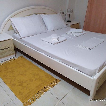 Georgia'S Family Apartment Héraklion Extérieur photo