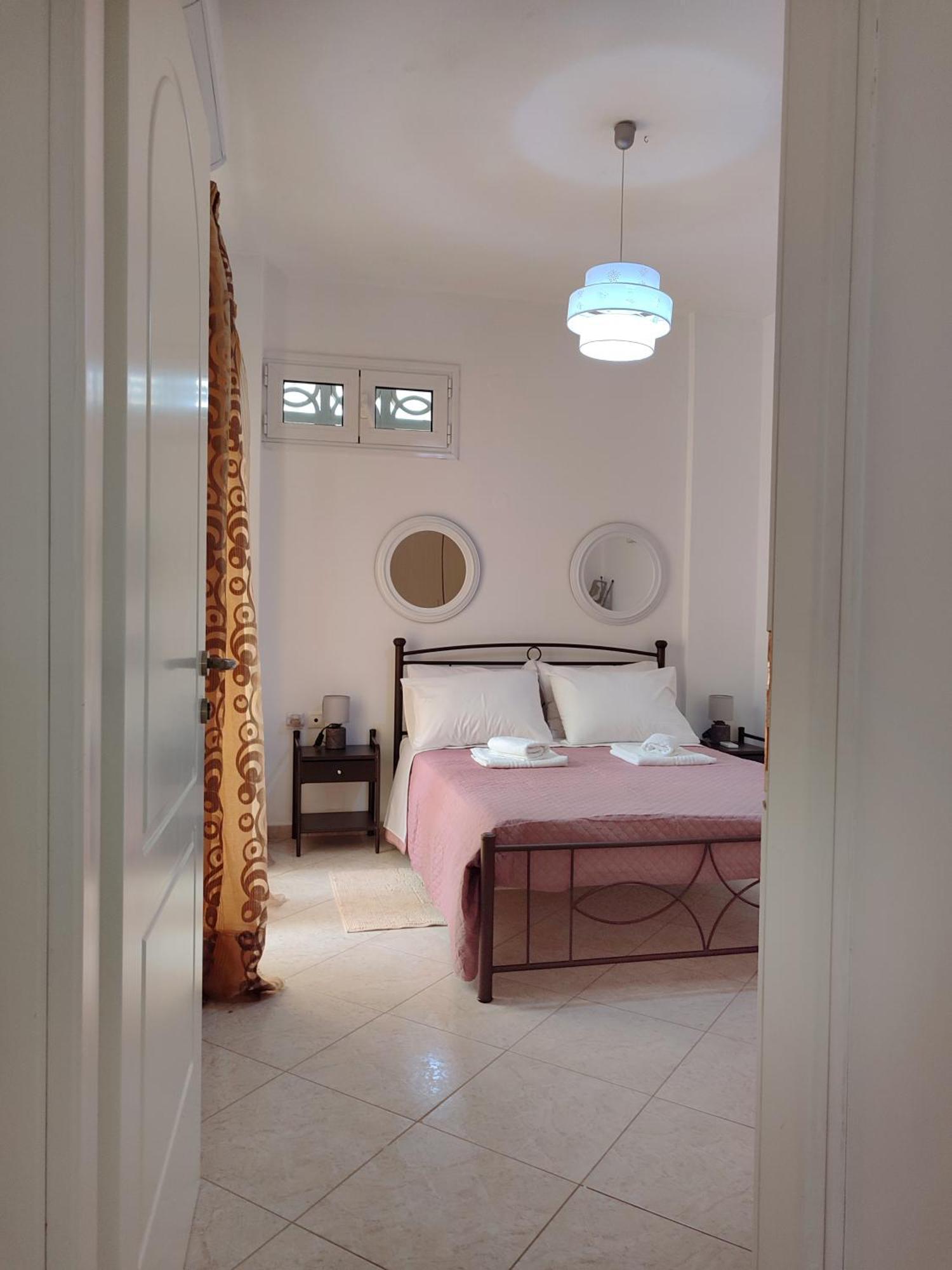 Georgia'S Family Apartment Héraklion Extérieur photo